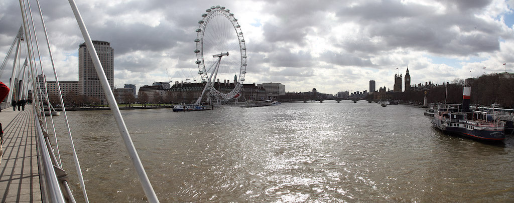 United Kingdom - London - View from Hungerford Bridge